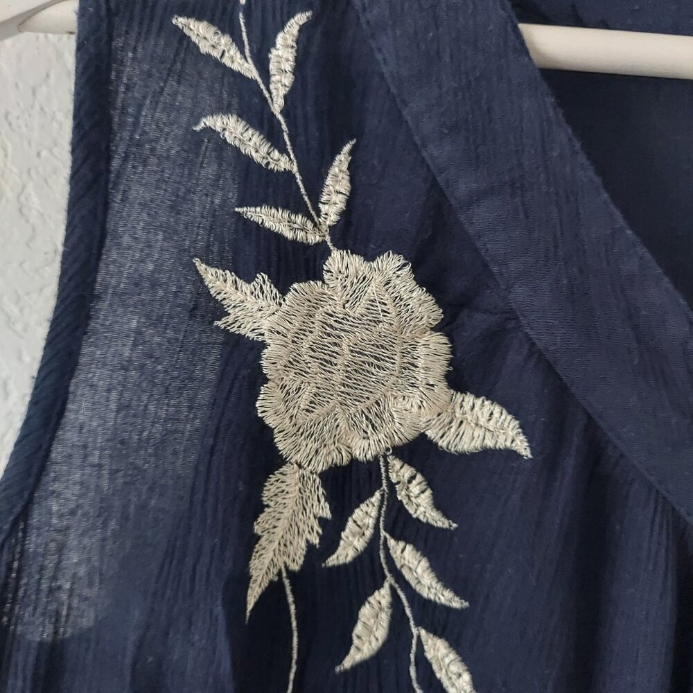 Studio West Navy Blue Embroidered Sleeveless Boho Blouse Women’s Size S - Picture 5 of 7